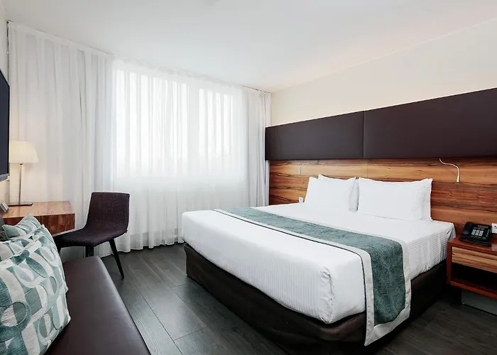 Eurostars Embassy 4*