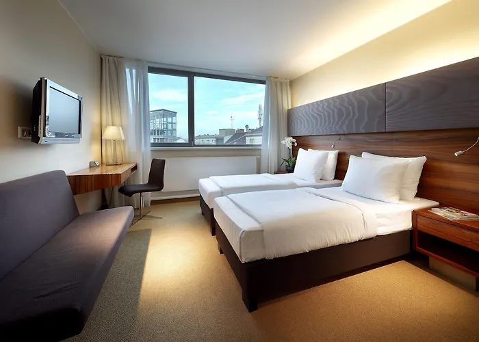 Eurostars Embassy Hotel 4*