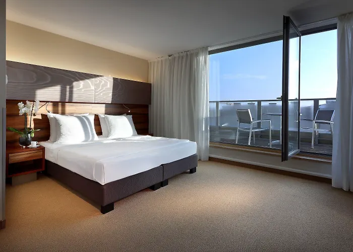 Hotel Eurostars Embassy 4*
